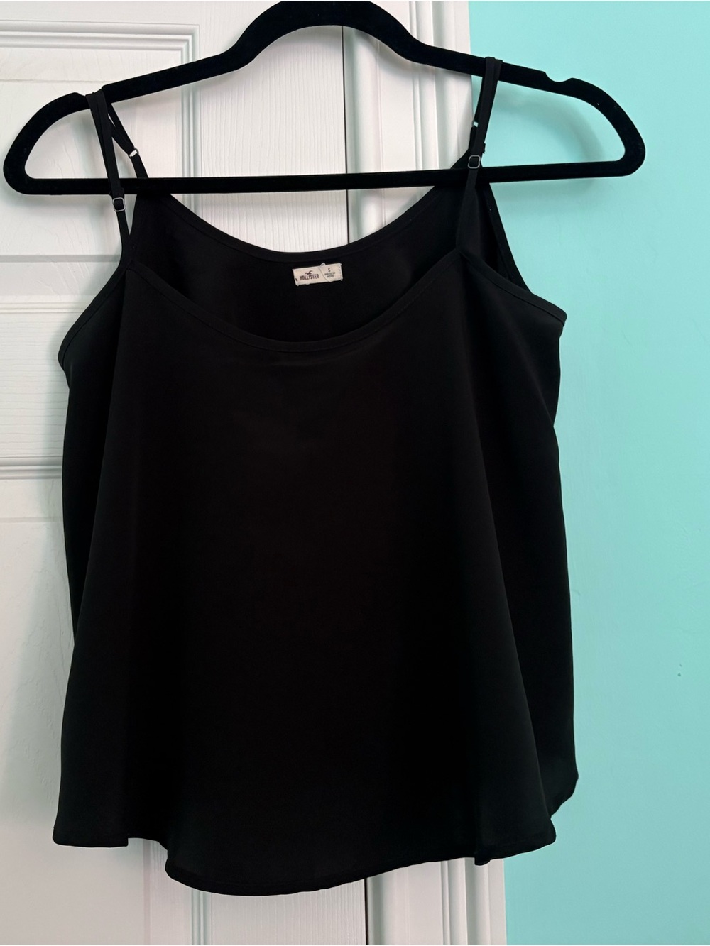 Black Hollister Cami Top!